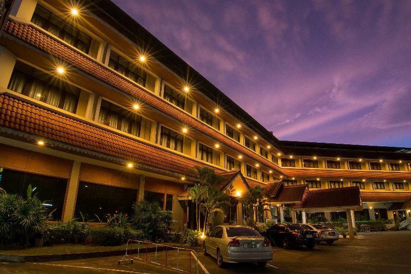Krabi Royal Hotel Bagian luar foto