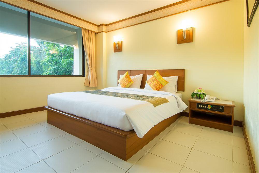 Krabi Royal Hotel Bagian luar foto