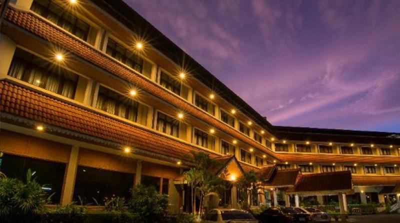 Krabi Royal Hotel Bagian luar foto