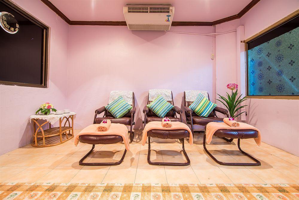 Krabi Royal Hotel Bagian luar foto