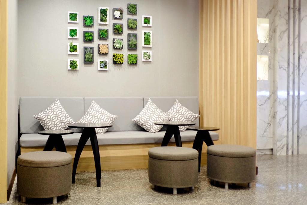 Krabi Royal Hotel Bagian luar foto